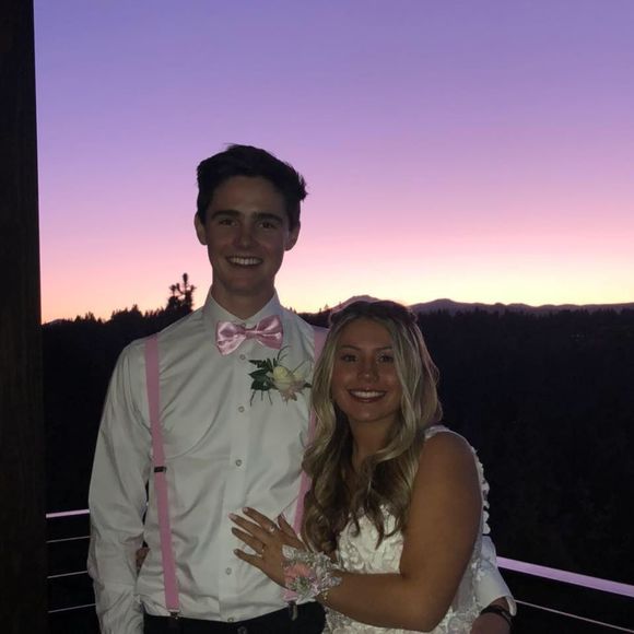 Meet your Posher, Payton - Picture 1 of 1